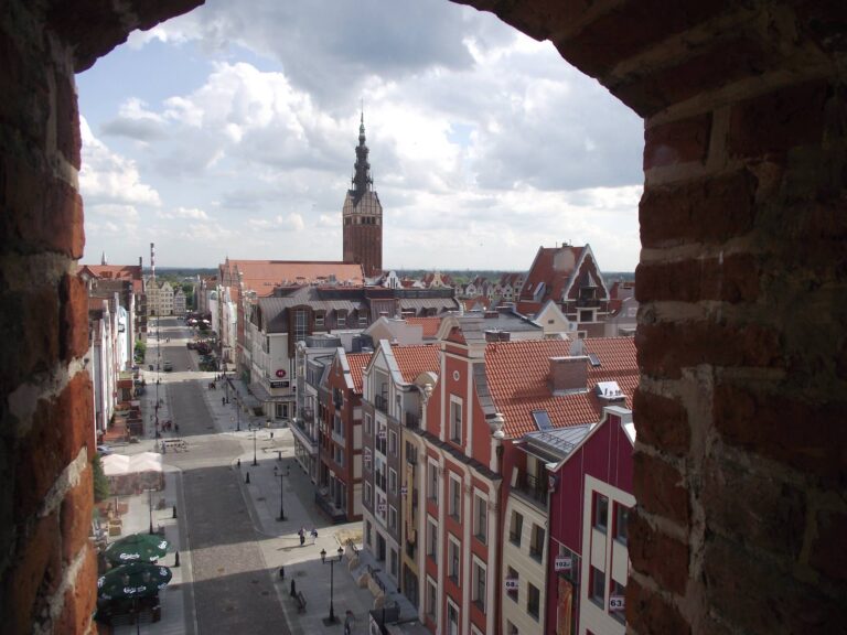 Blick vom Markttor stadteinwärts auf die Reichsstraße 1 (facebook)