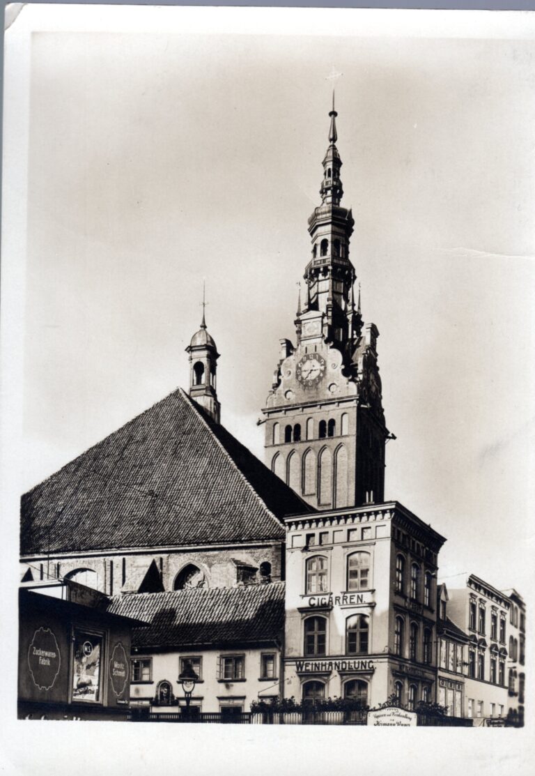Vorkriegspostkarte der St. Nicolaikirche in Elbing (Pfarrer Gundel)