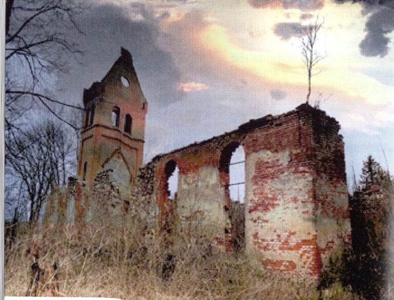 Kircheneuine in Kraupischken jn "Land an der Memel" Pfingsten 2025